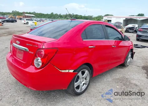 2016 Chevrolet Sonic Ltz Auto из США, поврежденный, VIN 1G1JE5SB4G4160265